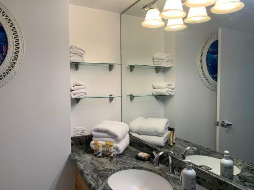 Apartamento Waikiki Banyan 1812 Spacious Tropical Oasis