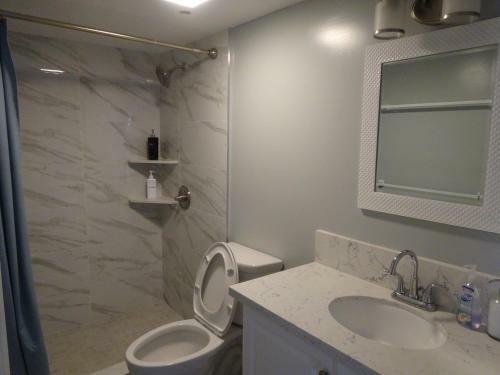 Apartamento Downtown 2br+den Free Parking+wifi AC Ocean Views