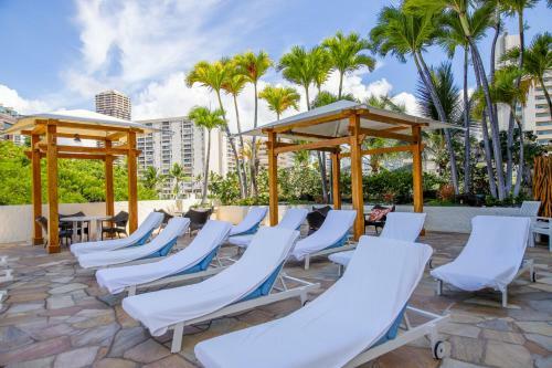 Hotel Luana Waikiki #710