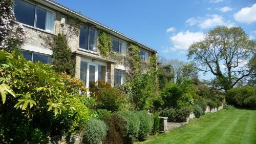 Hostal Shallowdale House