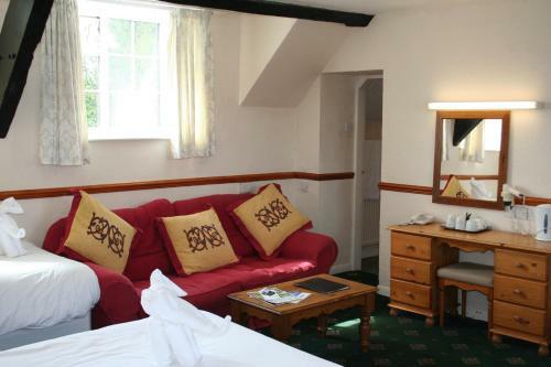 Hotel George & Dragon Inn