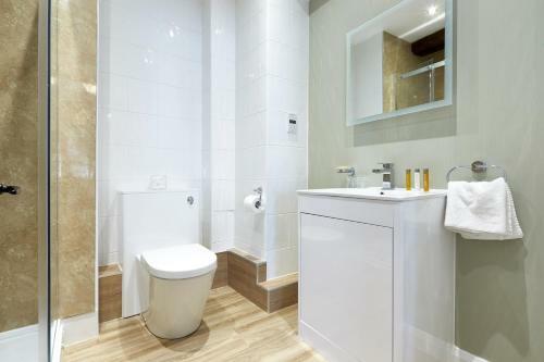 Redesdale Arms Hotel