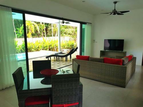 Belle Villa R�cente 95m2 Au Calme Avec Piscine