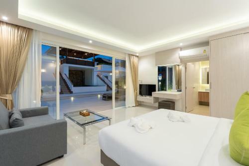 Sunset View Pool Villa 7 Br 14-16 Persons