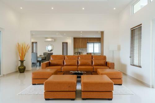 Sunset View Pool Villa 7 Br 14-16 Persons