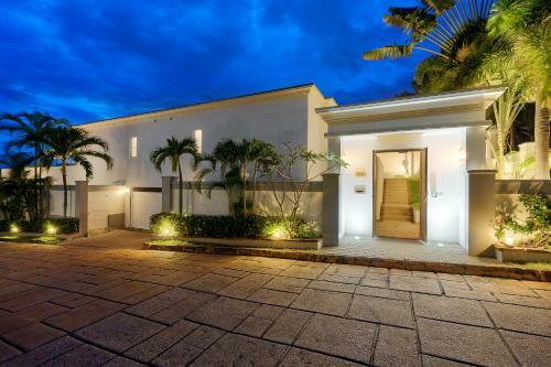 Sunset View Pool Villa 7 Br 14-16 Persons