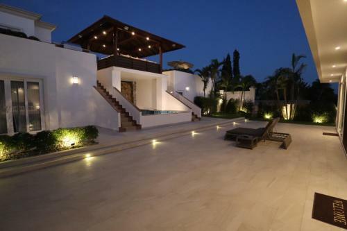 Sunset View Pool Villa 7 Br 14-16 Persons