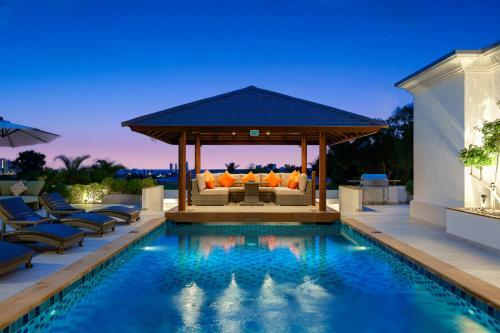 Sunset View Pool Villa 7 Br 14-16 Persons