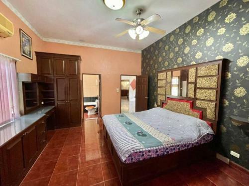 Hostal Kaewthip Family&pool