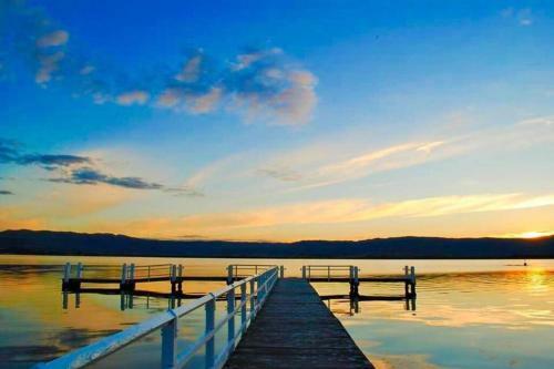 Spectacular Lake And Ocean View Holiday Home