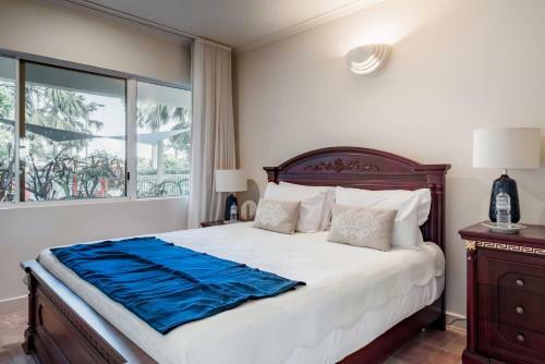 Villa Paradise Resort At Kewarra Beach.