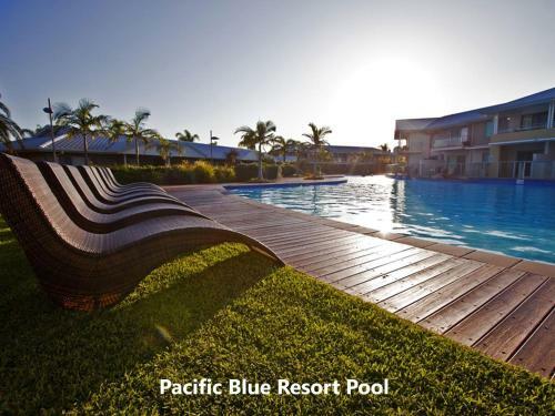 Villa Pacific Blue 140