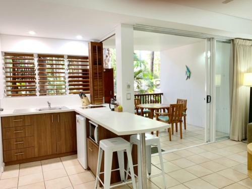 Reef Retreat Apartments Palm Cove Unit 12