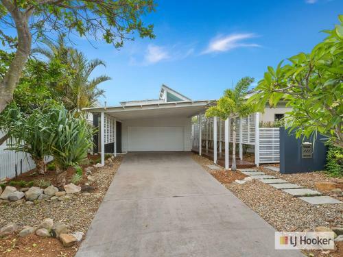 Beachfront On She Oak