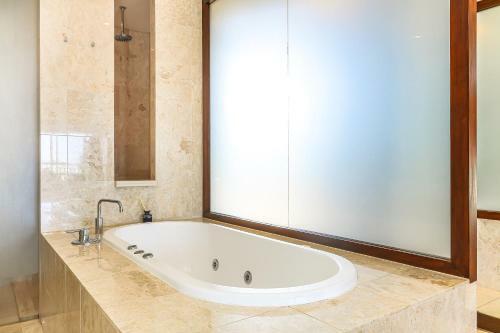 Apartamento Santai Sands - Sea And Mountain Views!