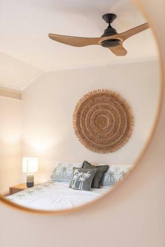 Garden Oasis-1 Min From The Beach & Pet Friendly!