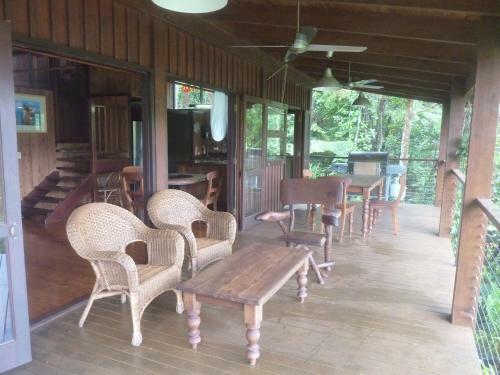 Daintree Holiday Homes - The Folly