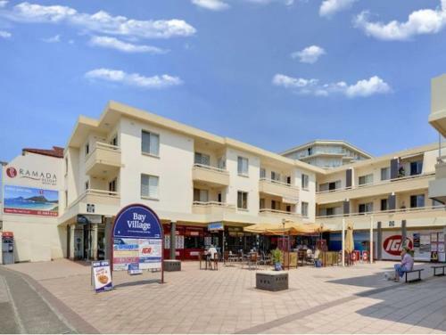 Bay Village - Shoal Bay Apartments