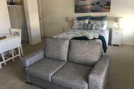 Hostal Broughton Views