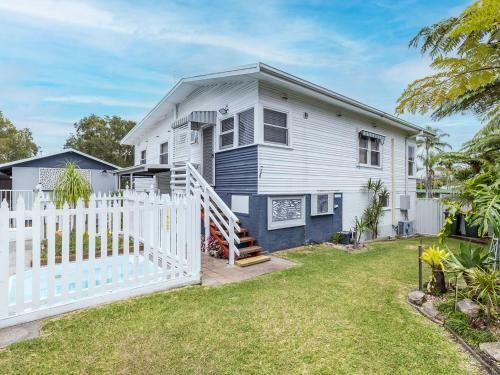 91 Sandy Point Road With Wifi Boat Parking And Air Con
