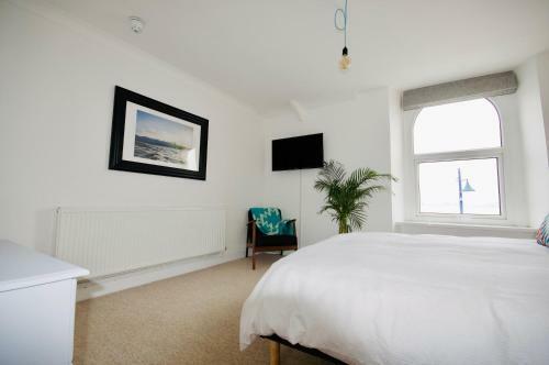 Hostal The Coast House
