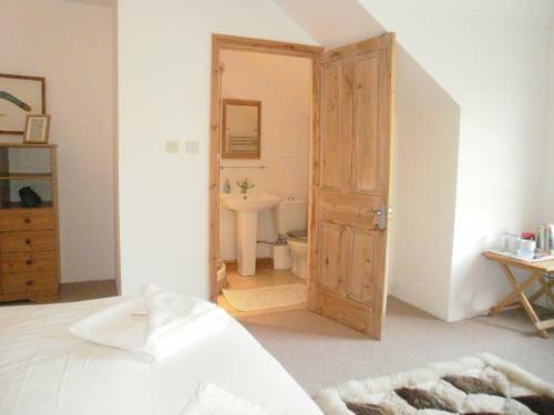 Bed & Breakfast Langland Road B
