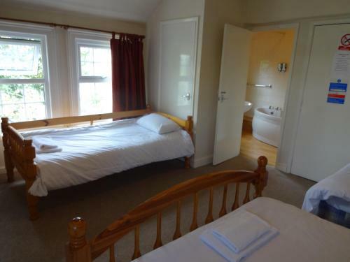 The Hillmorton Manor Hotel