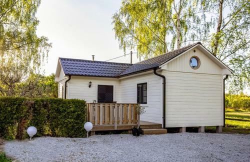 Bj�rkeslund
