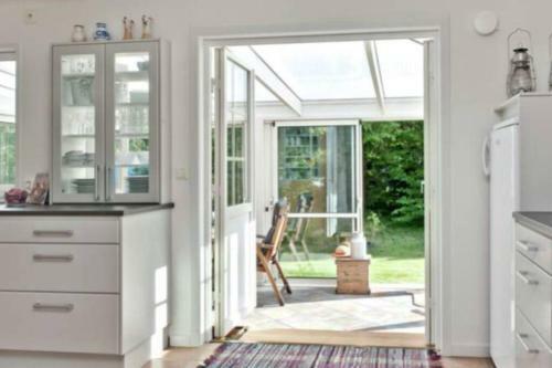 Nature Cottage - 10 Minutes Walk To Beach