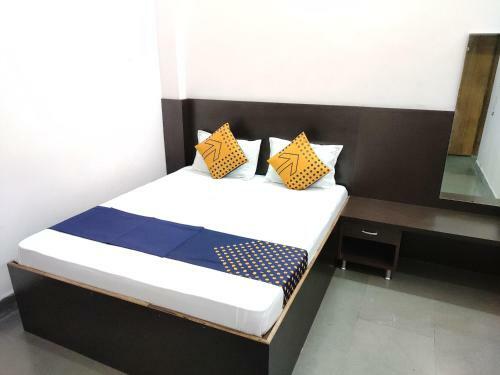 Hotel Shree Shivtam