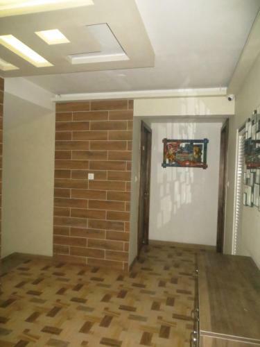 Hotel Raj Shikhar