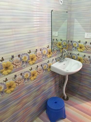 Hotel Happystay Rooms And Cottages