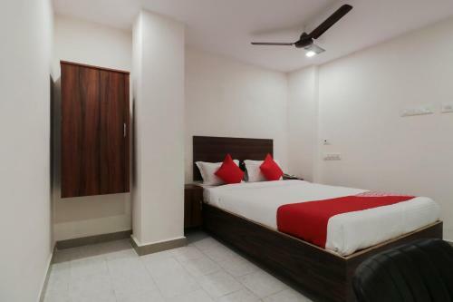 Hotel Oyo Flagship 16390 Sujatha Nirmala Convent Rd