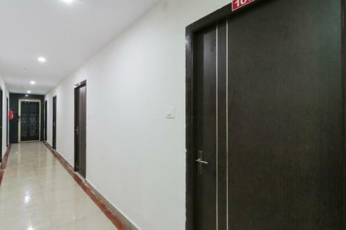 Hotel Oyo Flagship 16390 Sujatha Nirmala Convent Rd