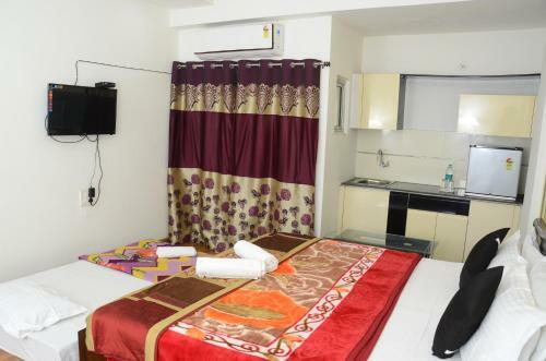 Hotel Banke Bihari Spiritual Stay Vrindavan