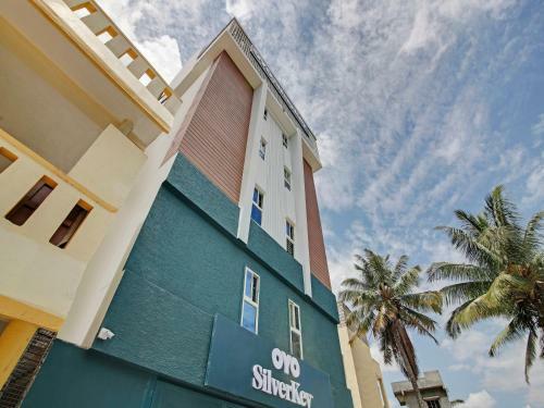 Hotel Silverkey Executive Stays 46745 Opposite Vinayaka Apartments