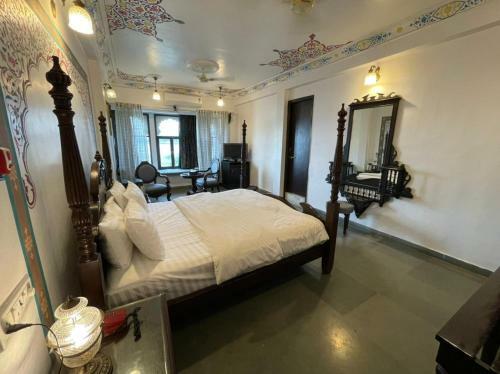 Hotel Inder Prakash