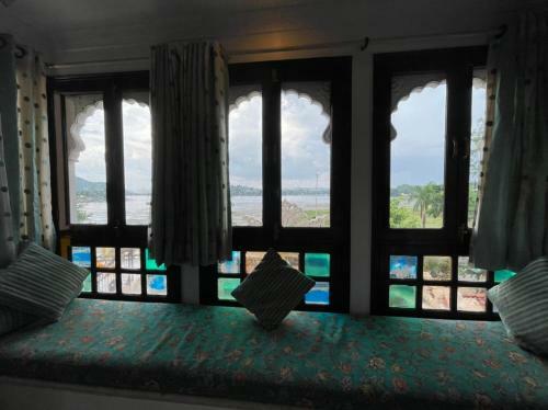 Hotel Inder Prakash