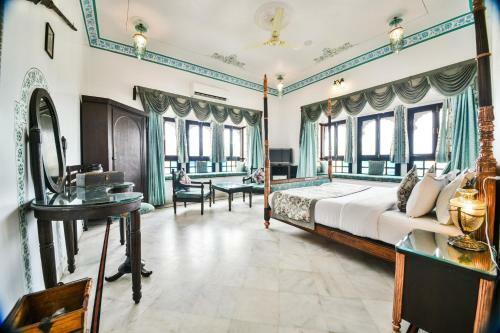 Hotel Inder Prakash