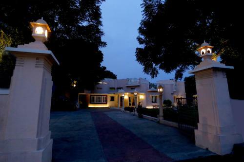 Hotel Gajraj The Baneria House