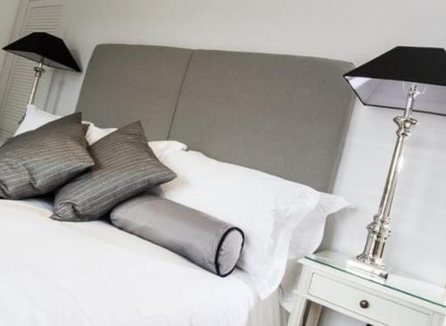 Hostal Sutherlands Guest House