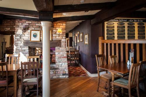 Posada Admiral's Table By Marston's Inns