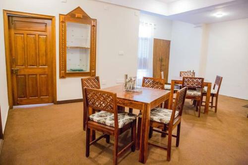 Sternlion Apartments