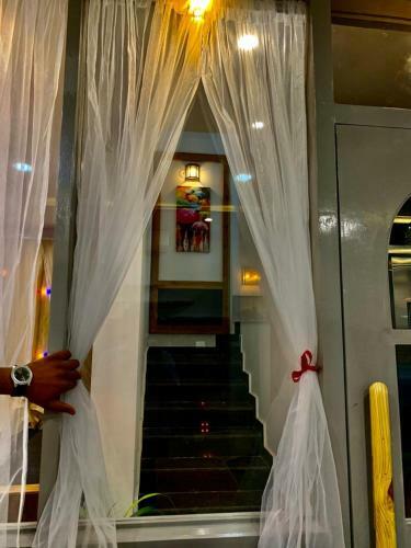 Hotel Pravas Residency