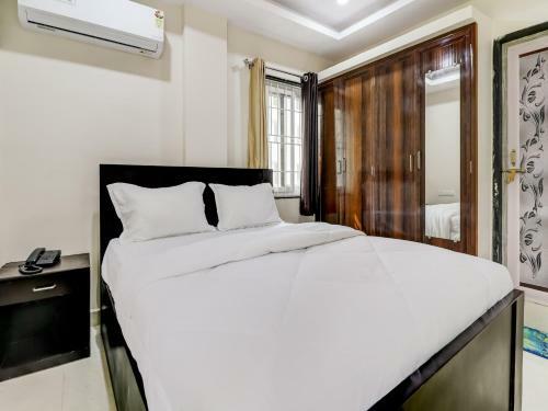 Hotel Oyo 71023 Sri Singampalli Residency