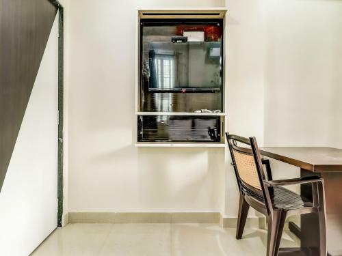 Hotel Oyo 71023 Sri Singampalli Residency