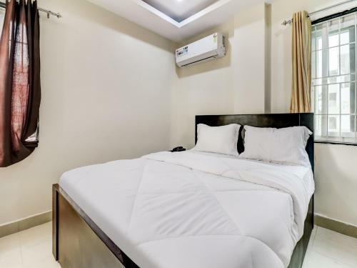 Hotel Oyo 71023 Sri Singampalli Residency