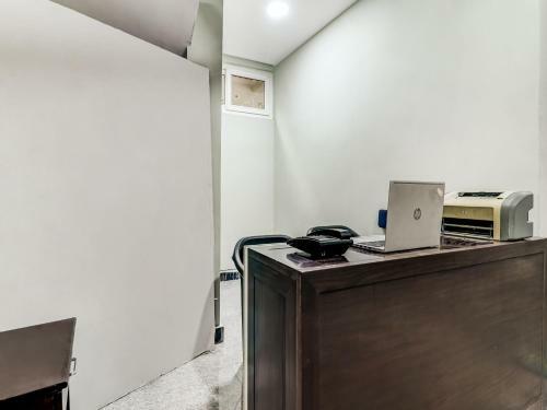 Hotel Oyo 71023 Sri Singampalli Residency