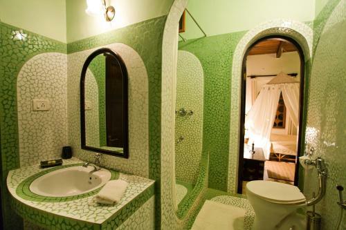 Hostal Marbella Guest House