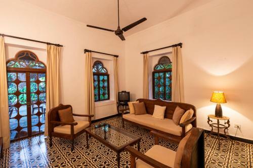 Hostal Marbella Guest House